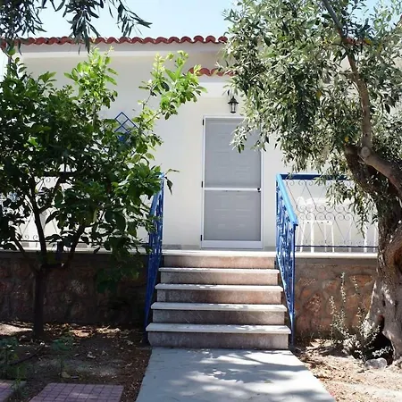 Giovasia In Tolón